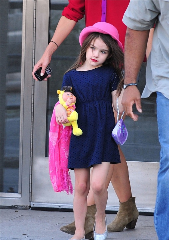 con gai Tom Cruise,  Katie Holmes anh 3