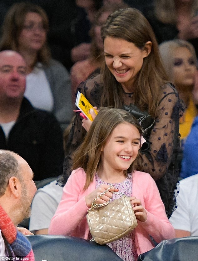 con gai Tom Cruise,  Katie Holmes anh 4