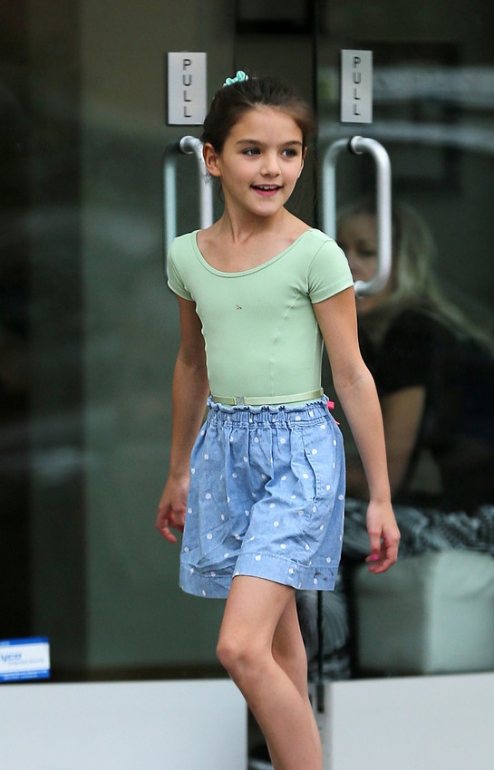 con gai Tom Cruise,  Katie Holmes anh 6