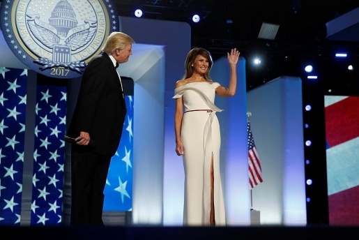 thời trang Melania Trump ảnh 2 thoi trang Melania Trump anh 2