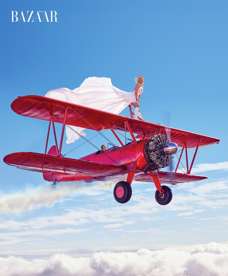 Rihanna tren tap chi Harper's Bazaar anh 9