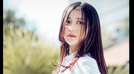 Hot girl Han o The Voice: 'Em khong lam ban sao Hari Won' hinh anh