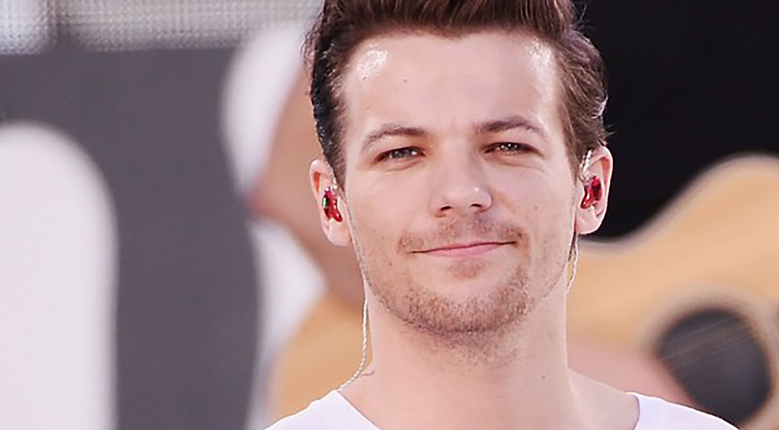 Thanh vien One Direction bi bat giu vi toi hanh hung hinh anh