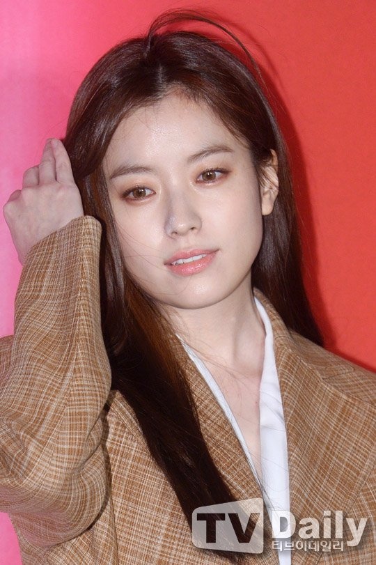 Nguoi dep ‘Avengers’ gian di ben dan my nhan Han o su kien anh 3