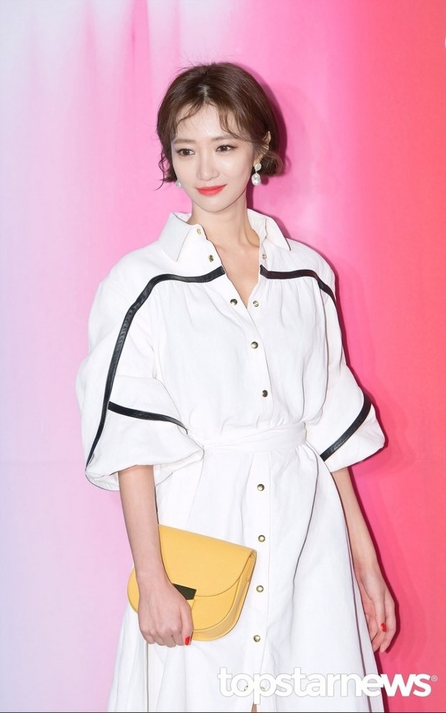 Nguoi dep ‘Avengers’ gian di ben dan my nhan Han o su kien anh 6