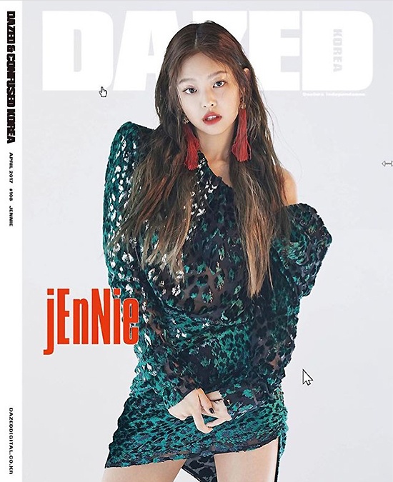 Kieu nu Han de toc ngoi giua anh 5