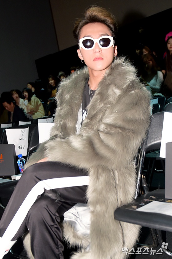 Sơn Tùng MTP tại Seoul Fashion Week 2017 ảnh 1 Son Tung MTP tai Seoul Fashion Week 2017 anh 1