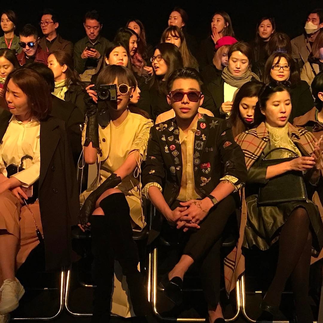 Hoang Ku va Phi Phuong Anh mac an y o Seoul anh 8