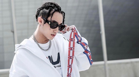 Son Tung M-TP khuay dao Tuan le thoi trang voi phong cach hip hop hinh anh
