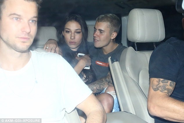 Justin Bieber om gai la o Brazil anh 1