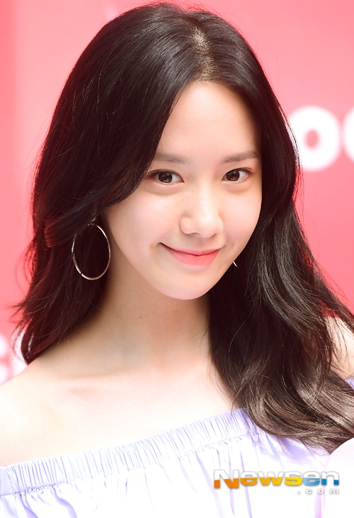 Yoona chân cong ảnh 2 Yoona chan cong anh 2