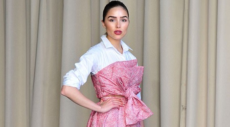 Cuu Hoa hau Hoan vu mac vay nhu rem cua hinh anh