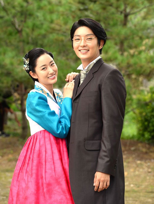 Lee Jun Ki và bạn gái ảnh 1 Lee Jun Ki va ban gai anh 1