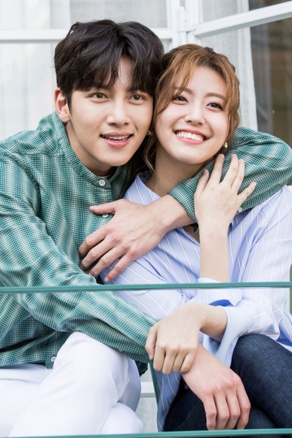 Ji Chang Wook va Nam Ji Hyun anh 1