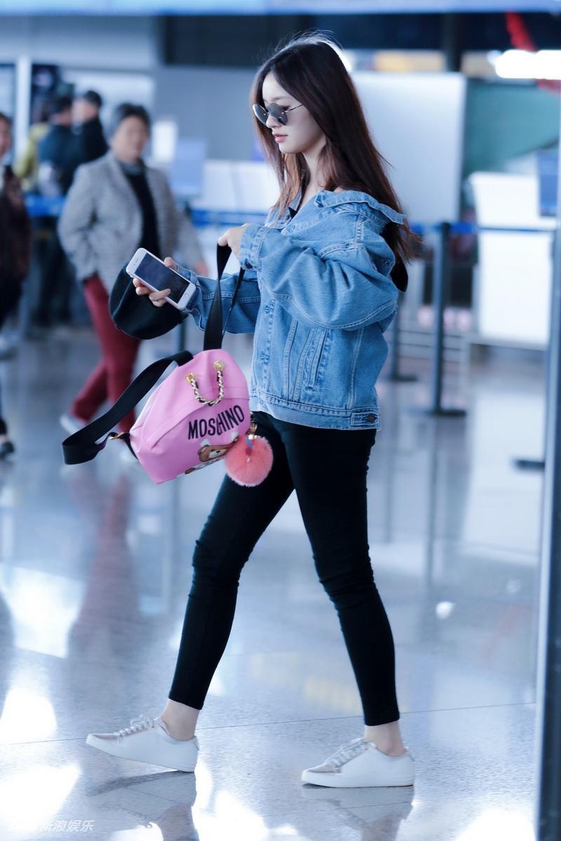 Streetstyle bat mat cua sao Hoa – Han anh 2