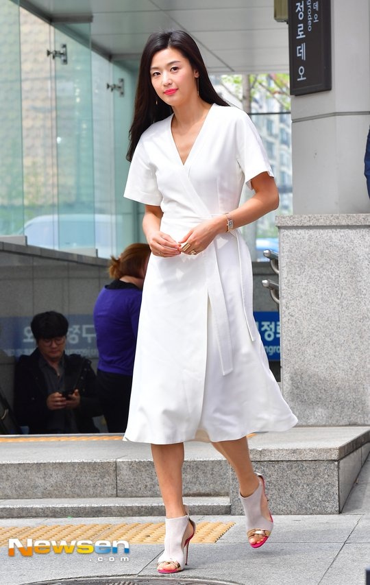 Jun Ji Hyun sau sinh anh 2