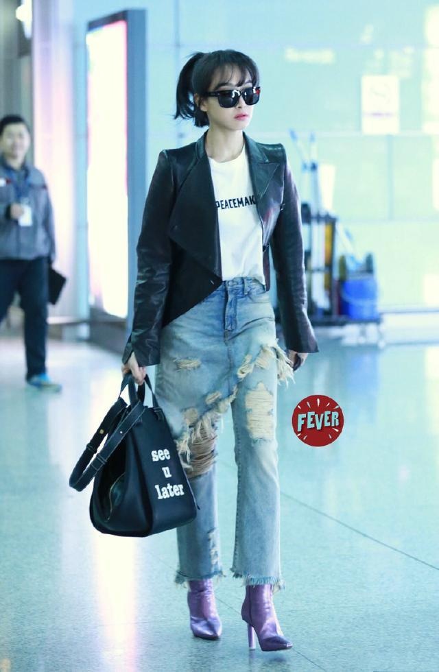 Sao Hoa ngu mac jeans rach anh 6