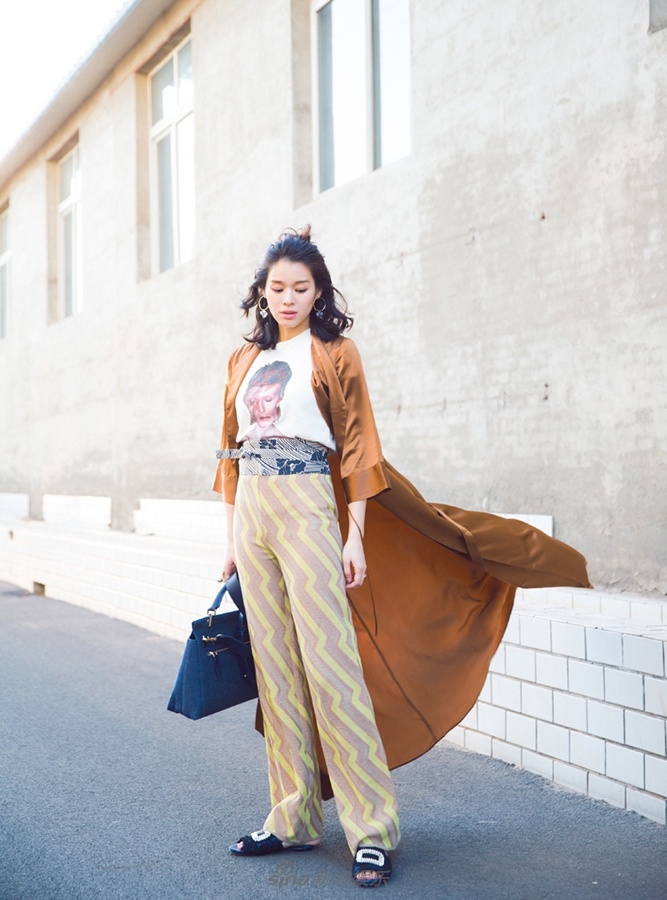 Street style cua sao Hoa - Han anh 9