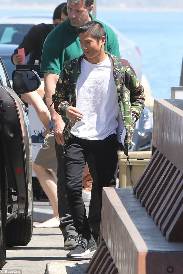 Mẹ con Angelina – Pax Thiên ảnh 2 Me con Angelina – Pax Thien anh 2