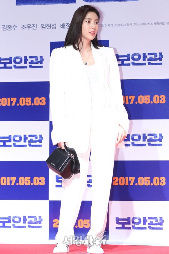 My nhan Running Man lo chan tho anh 4