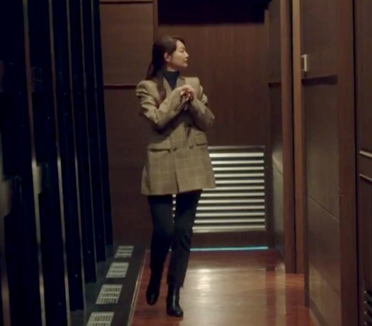 mac vest don giong Toc Tien anh 9