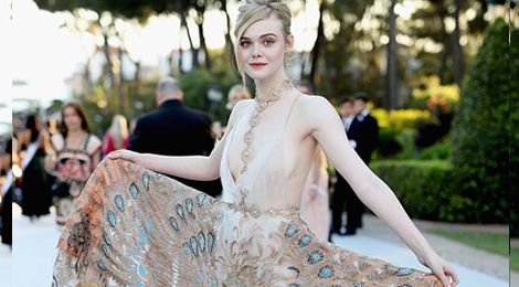 Nhung bo vay thoat tuc cua my nhan ‘Tien hac am’ hinh anh