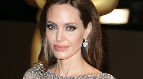 Angelina Jolie duoc nham vai ‘co dau cua Frankenstein’ hinh anh