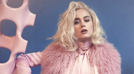 'Tra thu' Taylor Swift, Katy Perry pham sai lam nghiem trong hinh anh