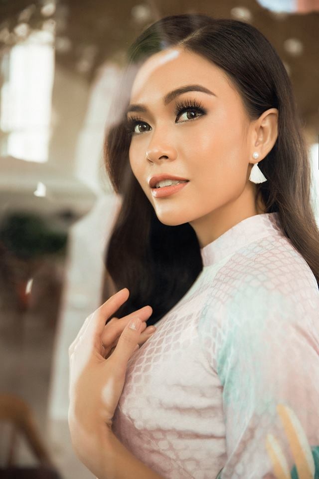 Nhan sac cua Mau Thuy,  sieu mau Mau Thuy,  Mau Thuy anh 10