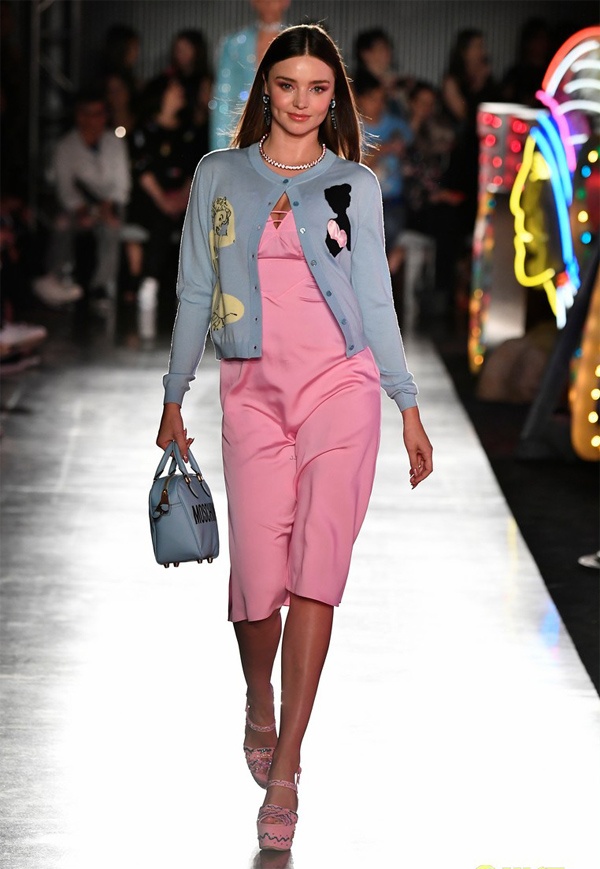 Marrinda Kerr cuoi ty phu anh 1