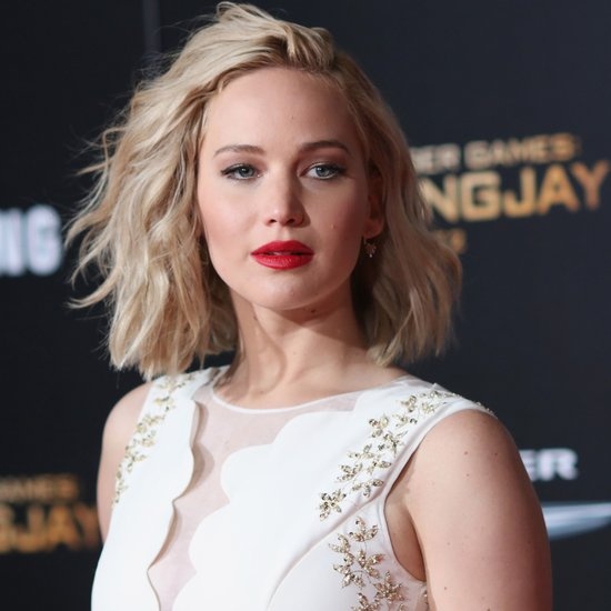 May bay rieng cua kieu nu ‘Hunger Games’ bi buoc phai ha canh anh 1