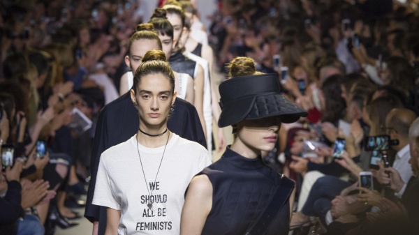 Dior ra mat dong mat kinh mau sac anh 1