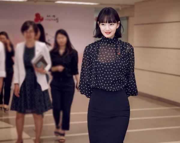 Nhan sac Shin Min Ah tren tap chi anh 7