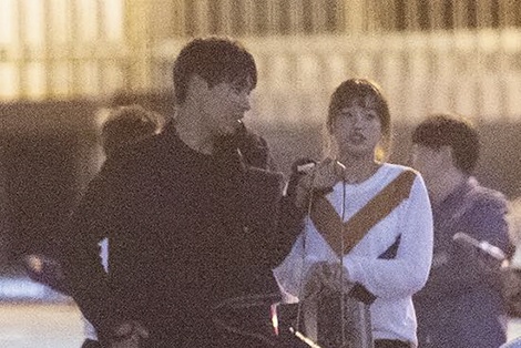 'Tien nu the duc' Han Quoc hen ho truong nhom FT.Island hinh anh