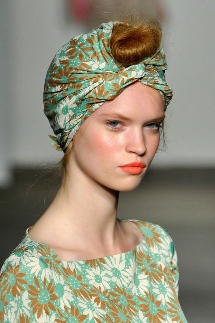 Fashionista chia sẻ bí quyết diện khăn turban ảnh 2 Fashionista chia se bi quyet dien khan turban anh 2