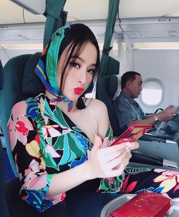 Fashionista chia sẻ bí quyết diện khăn turban ảnh 6 Fashionista chia se bi quyet dien khan turban anh 6