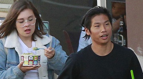 Pax Thien chung chac ben cac ban gai hinh anh