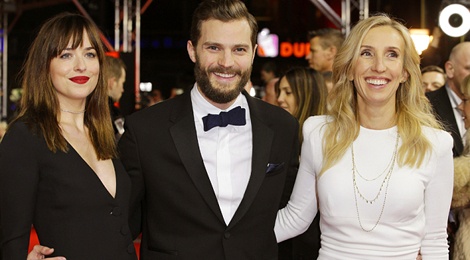 Su nghiep nu dao dien ‘50 sac thai’ xuong doc du phim hot bac hinh anh