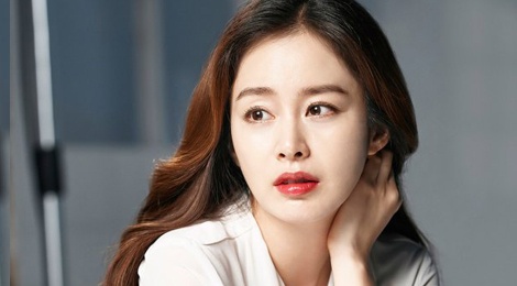 Ba bau Kim Tae Hee xinh dep khi lam mau hinh anh