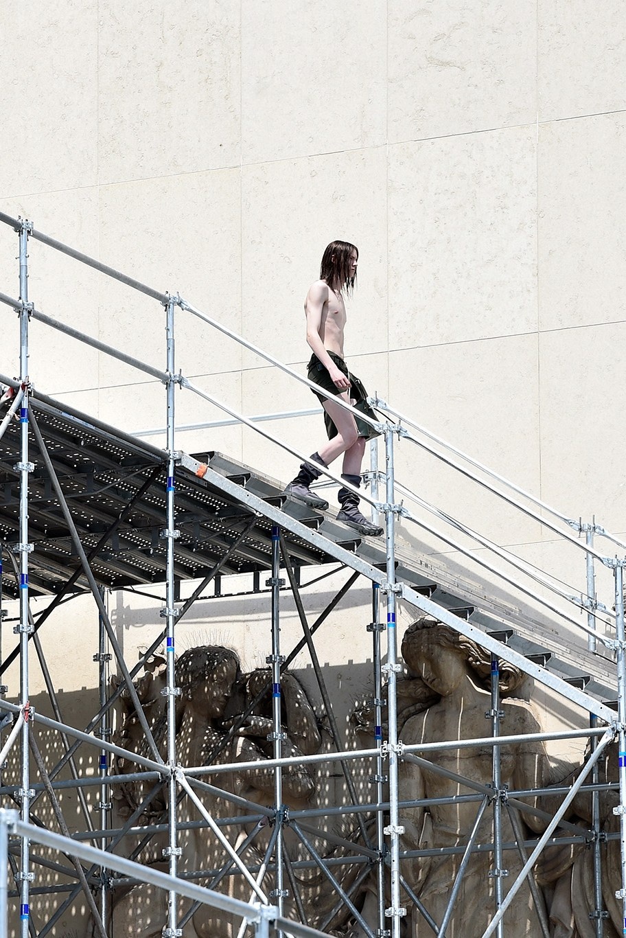 Những điều độc đáo tại Menswear Fashion Week ảnh 1 Nhung dieu doc dao tai Menswear Fashion Week anh 1