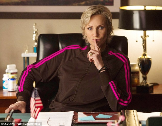 Dan cast chinh cua Glee: ke thang hoa,  nguoi tu tu anh 3