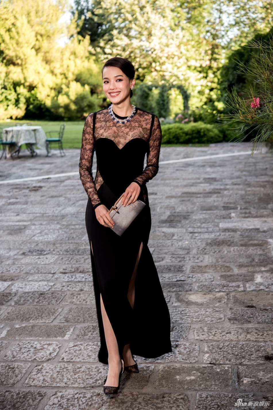 Thu Ky dep quy phai o su kien giua tin don hon nhan ran nut anh 1