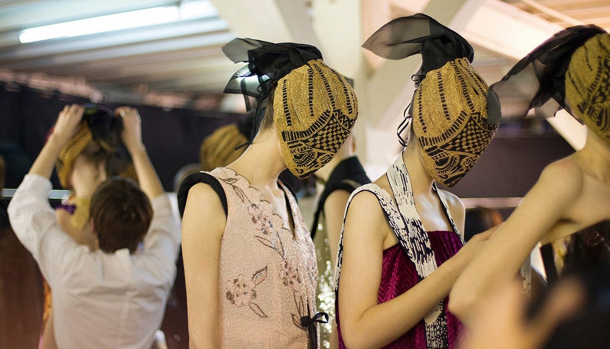 Haute Couture co dang mat vi the trong nganh thoi trang anh 2