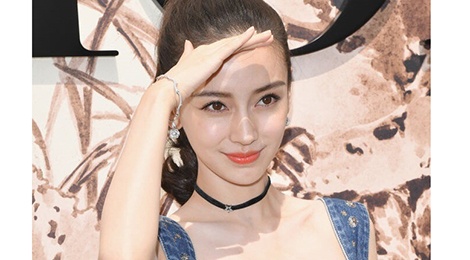 Angelababy va dan sao Hollywood xuat hien o show Dior Couture hinh anh