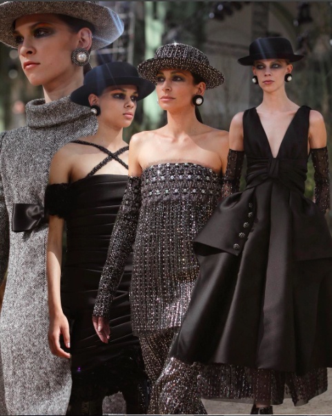 Chanel mang tháp eiffel đến show diễn couture 2017 ảnh 2 Chanel mang thap eiffel den show dien couture 2017 anh 2