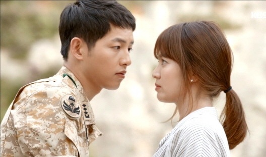 'Hau due mat troi': Sieu pham giup Song Hye Kyo co tat ca o tuoi 35 hinh anh