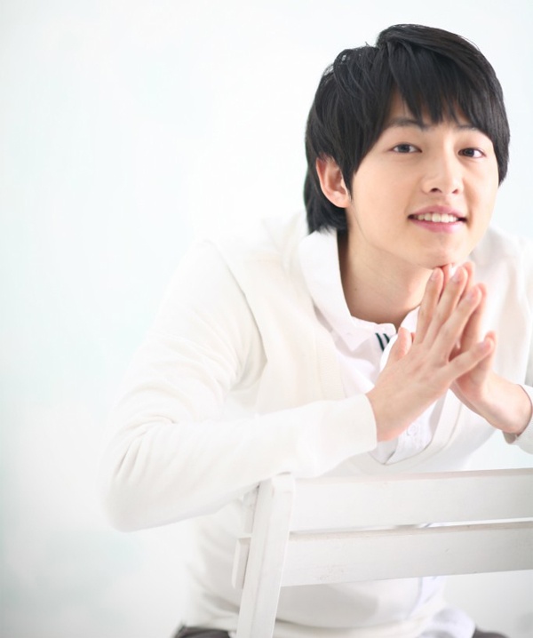 Song Hye Kyo va Song Joong Ki ket hon anh 1