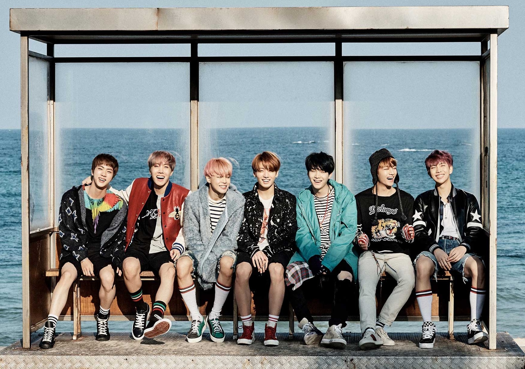 BTS gap doi Twice, Big Bang ve doanh so album hinh anh