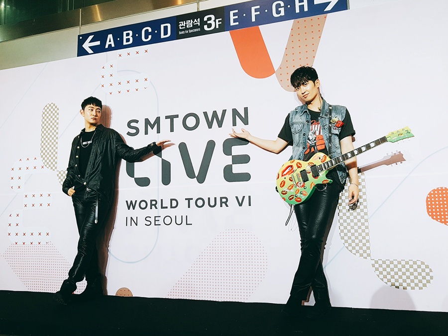 Dàn sao SM hội tụ tại buổi biểu diễn 'gia đình' ảnh 12 Dan sao SM hoi tu tai buoi bieu dien 'gia dinh' anh 12