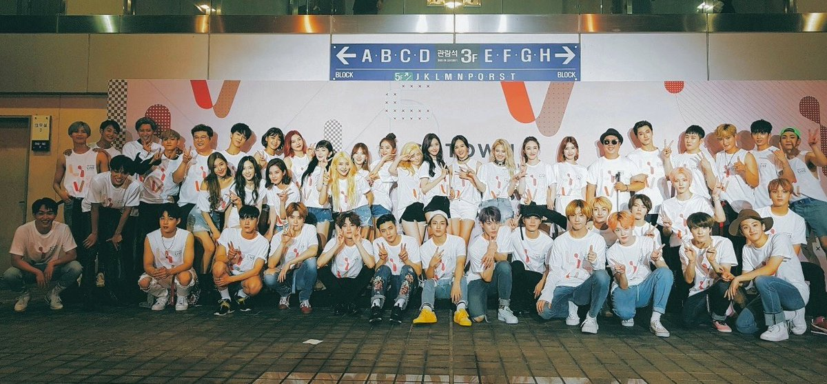 Dàn sao SM hội tụ tại buổi biểu diễn 'gia đình' ảnh 13 Dan sao SM hoi tu tai buoi bieu dien 'gia dinh' anh 13